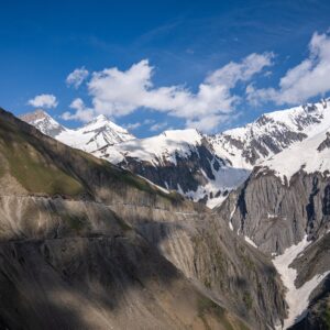Heaven on Earth - Kashmir 5 Nights/6 Days (Srinagar-Gulmarg-Sonmarg-Pahalgam-Srinagar)-Deluxe